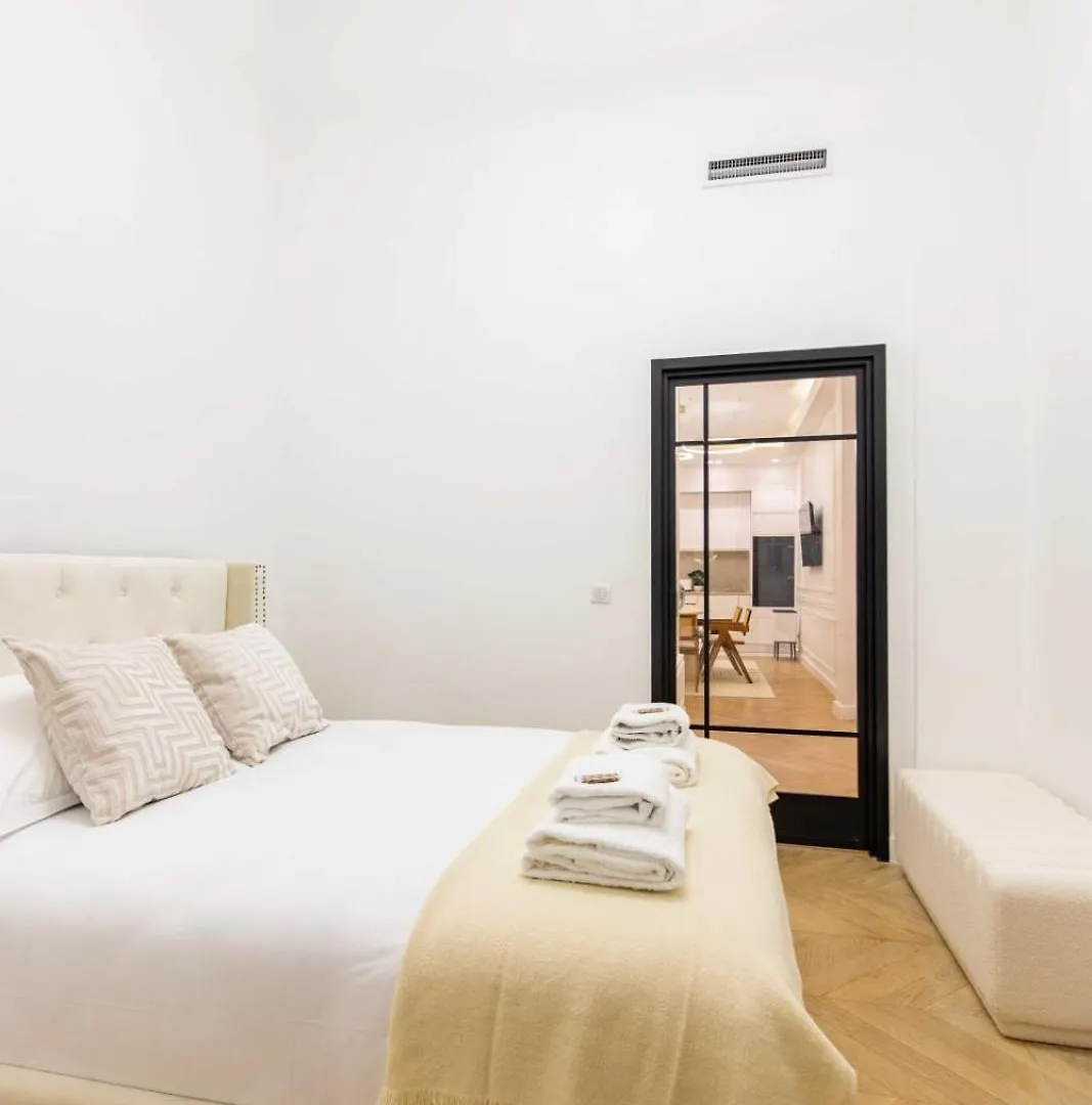 Particulier Luxury -3br 8p - Arc De Triomphe בית נופש פריז